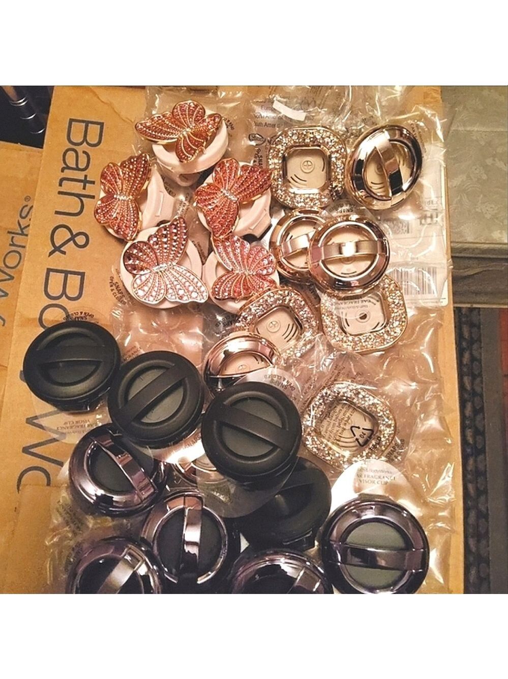 Bath & Body Works Car Fragrance Holder - Picture 4 of 16